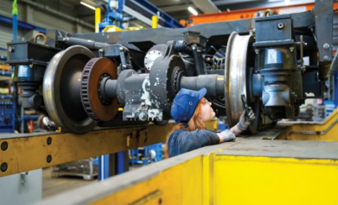 Radsatzwerkstatt: Viele Absolventen der Schienenfahrzeugtechnik sind in der Instandhaltung tätig